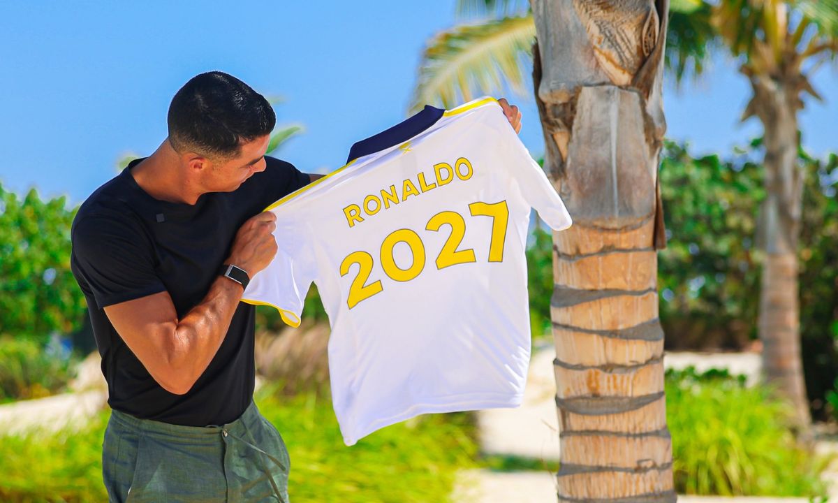 Cristiano Ronaldo signs record-breaking £178 million deal with Al-Nassr