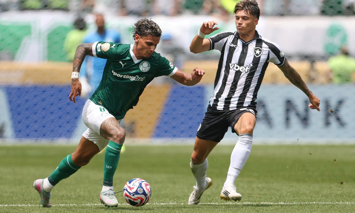 Palmeiras reach FIFA Club World Cup quarter-finals after dramatic win