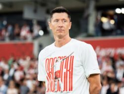 Robert Lewandowski Makes Shocking Exit from Poland National Football Team Under Coach Probierzz