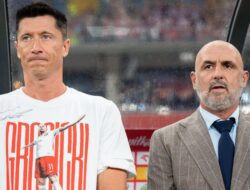 Why Did Robert Lewandowski Refuse to Play for the Poland National Team Under Coach Probierz?